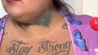 Plus-size Woman Sucking on Her Lollipop - Full Version