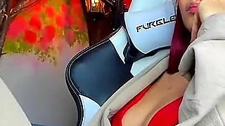 Play with My Vagina and Leave Me Wet and with Your Milk Inside