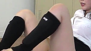 Punishment by Female College Teacher, Facesitting, Stomping on, Thigh-squeezing Male Student Who Doesn't Take Class Seriously