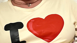 Big Ass Czech MILF Tourist Fucked by Turkish Guy in Istanbul