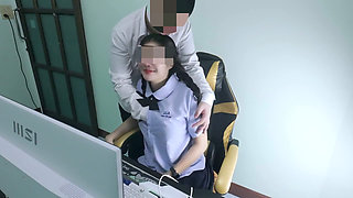 Thai Female Student Secretly Watches On The Computer Caught By A Senior Crying at home (clear Thai voice)18+