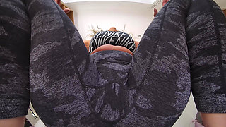 Beth Bennett - Facesitting Panty Stuffing