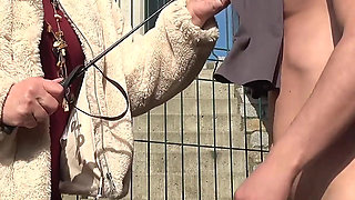 A Stern Handjob for a Facial
