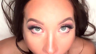 Hot Girlfriend Surprise Fuck Late at Night