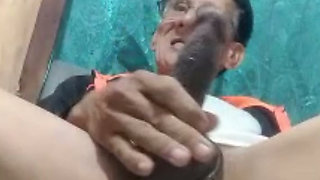 jercking to my wife assy pussy