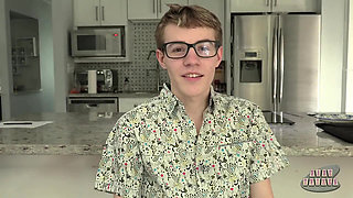 Gamer Boy Cum in His Hot Ass