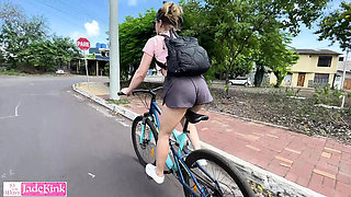 Amateur Blonde Babe Fucking in Public Beach on Vacation