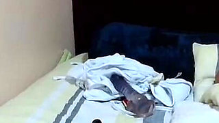 Mature SSBBW Pussy Play & Bed Fetish