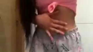 Bouncy Ass Twerk  Solo Bongacams Babe Goes Wild: Big Ass  Twerking Porn