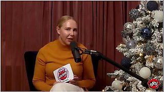 Cherry Kiss And Holly Randall - Takes On 80 Loads And Swallows Them All