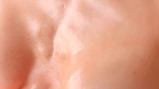 A Sporty Girl with an Insanely Sexy Body Rips All Her Clothes to Shreds