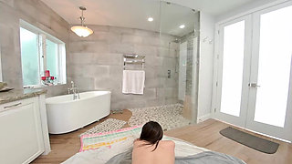 Virtual Porn - Reyna Delacruz Has Set up a Bath for Herself. but You Love Baths and Get in It.