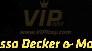 Erotic side piece at brunette action