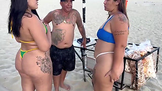 Beach Seller in a Salty Package Eats the Two Hot Girls in Exchange Left Happy