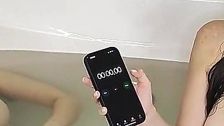 Underwater Breath Holding Challenge with My Girlfriend