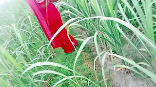 bihari bhabhi ko jungle me chudai kiya