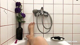 Ersties - hairy pussy sex