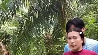 Thai Village Dame Screwing In Her Backyard