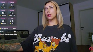 Blonde Teen Solo Masturbation
