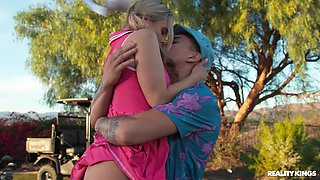 Glamour bombshell crazy sex story