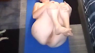 Beautiful hot chick does naked yoga for you to!