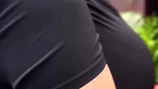 Busty Baddie Klara Devine Having A Wild Hook Up