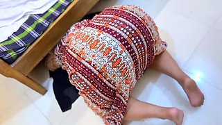 Chubby Muslim Aunty Stuck Under Bed Fucked Hard - Big Ass & Big Tits