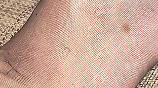 Vgq38 Aunty Sandra Dressing to Go Out