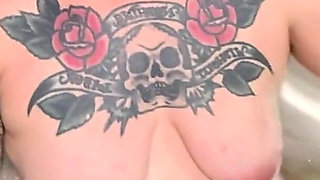 Big Ass White Girl Plays with BBC Toy in Bath