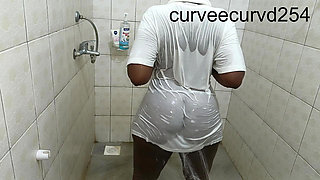 We Got Wet Twerked Sucked and Fucked: Bathroom Romance