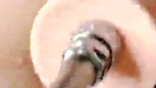Sex Machine Brought Her to a Big Squirt