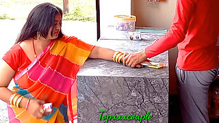 Desi Bhabhi Cheats With Shopkeeper - Hot Doggy Style Sex in 4K