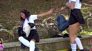 My Rebellious Friend Gets Me to Escape From Class, and We Have Fun Playing Scissors.