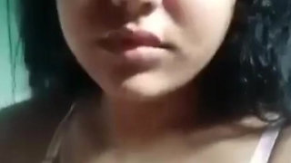 desi sexy beauty fingering with cucumber