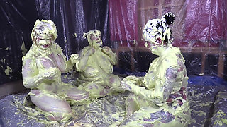 Foam Fun with Cheyenne Hannah and Skyler