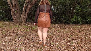 Keep staring at my big fat white juicy ass booty, thick legs and thighs until you start moaning  cumming