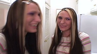 Simpson Twin Masturbate at Kitchen