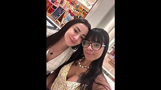 Amateur Latina Teens Lunna Geek & Heyya Show Off in Store Fitting Room - Hot Brazilian Gostosas