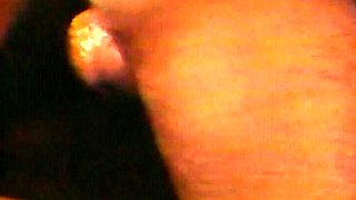Sexy cam babe fingers and toys with her pussy close up