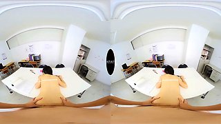Japanese Students Explore POV VR Thrills