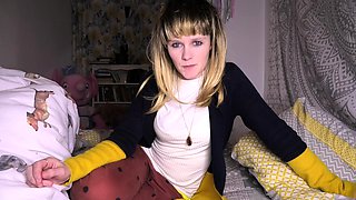 Auntie - Auntie Whore