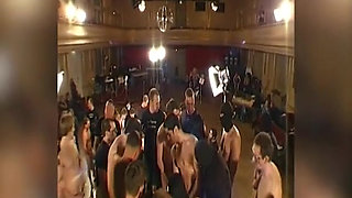 Ggg - Live Gangbang: Blonde & Brunette Suck off the Crowd