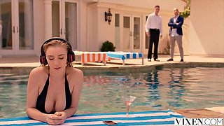 Kendra Sunderland Deep-Throats Busty Boss Christian Clay