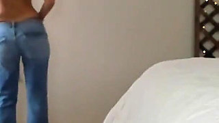 Blue Jean Wearin' MILF Jess Ryan