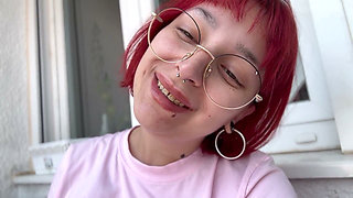 Close up Smoking with Lipgloss