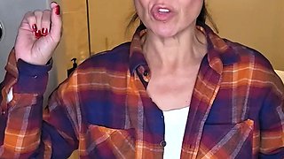 Brunette Solo Webcam Masturbation