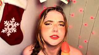 Amateur webcam girl masturbate big dildo