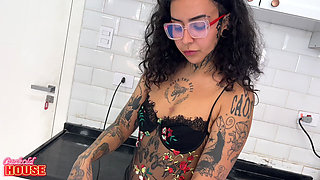 Gorgeous Brunette, Who Doesn't Shave at All, in a Hot Fuck with Anal