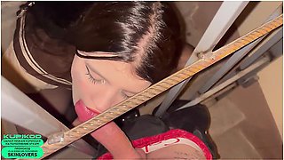 And Again Fucked This Beautiful Schoolgirl In The Entrance - Skin Lovers