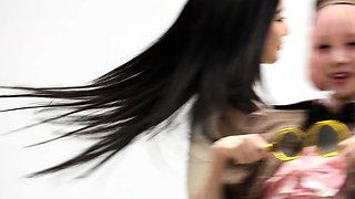 Glamour amateur striptease